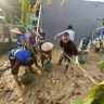 Trường Phật học Đà Nẵng hỗ trợ người dân các khu vực bị ngập lụt